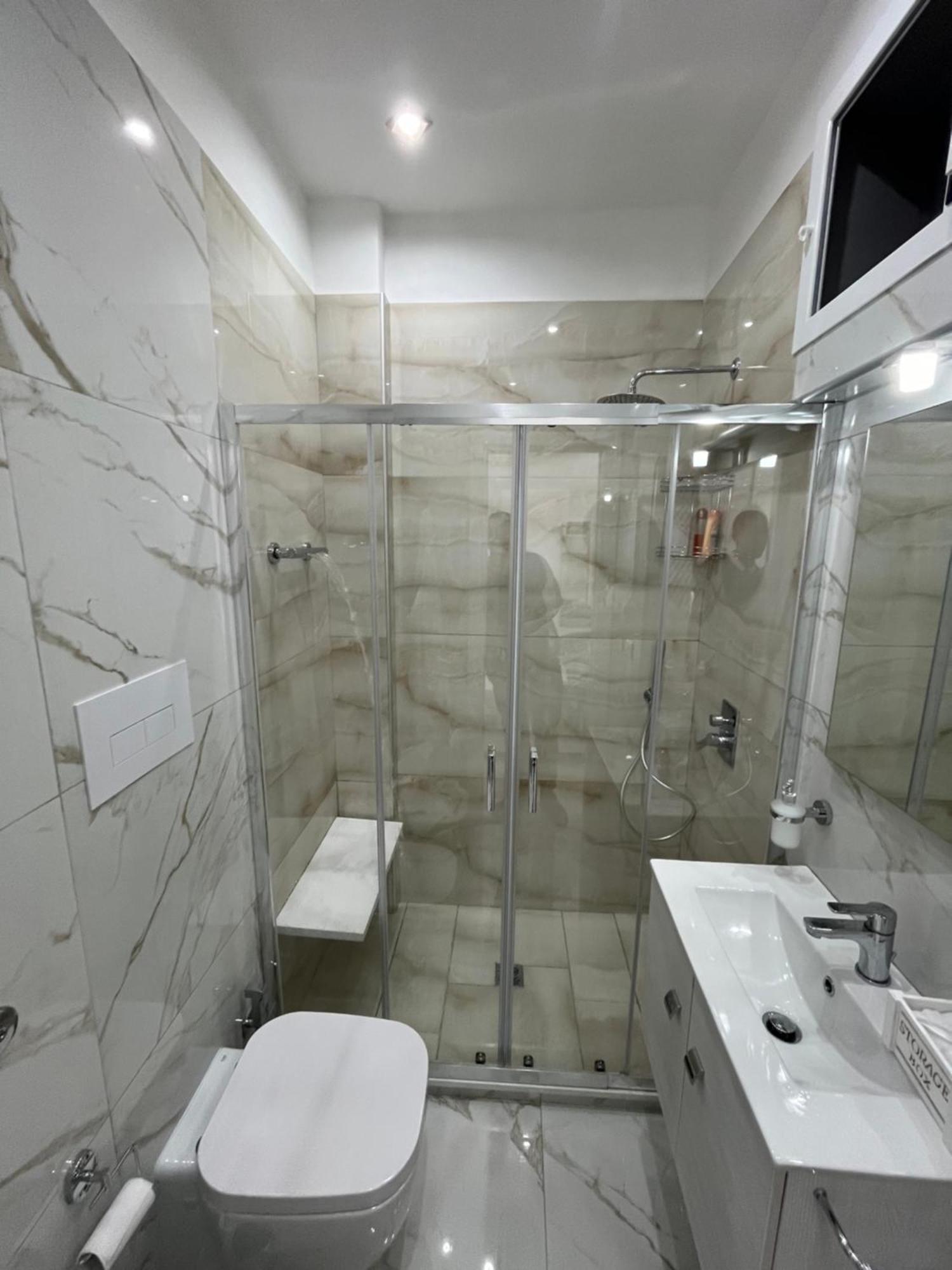 Regina House Apartment Napoli Ngoại thất bức ảnh