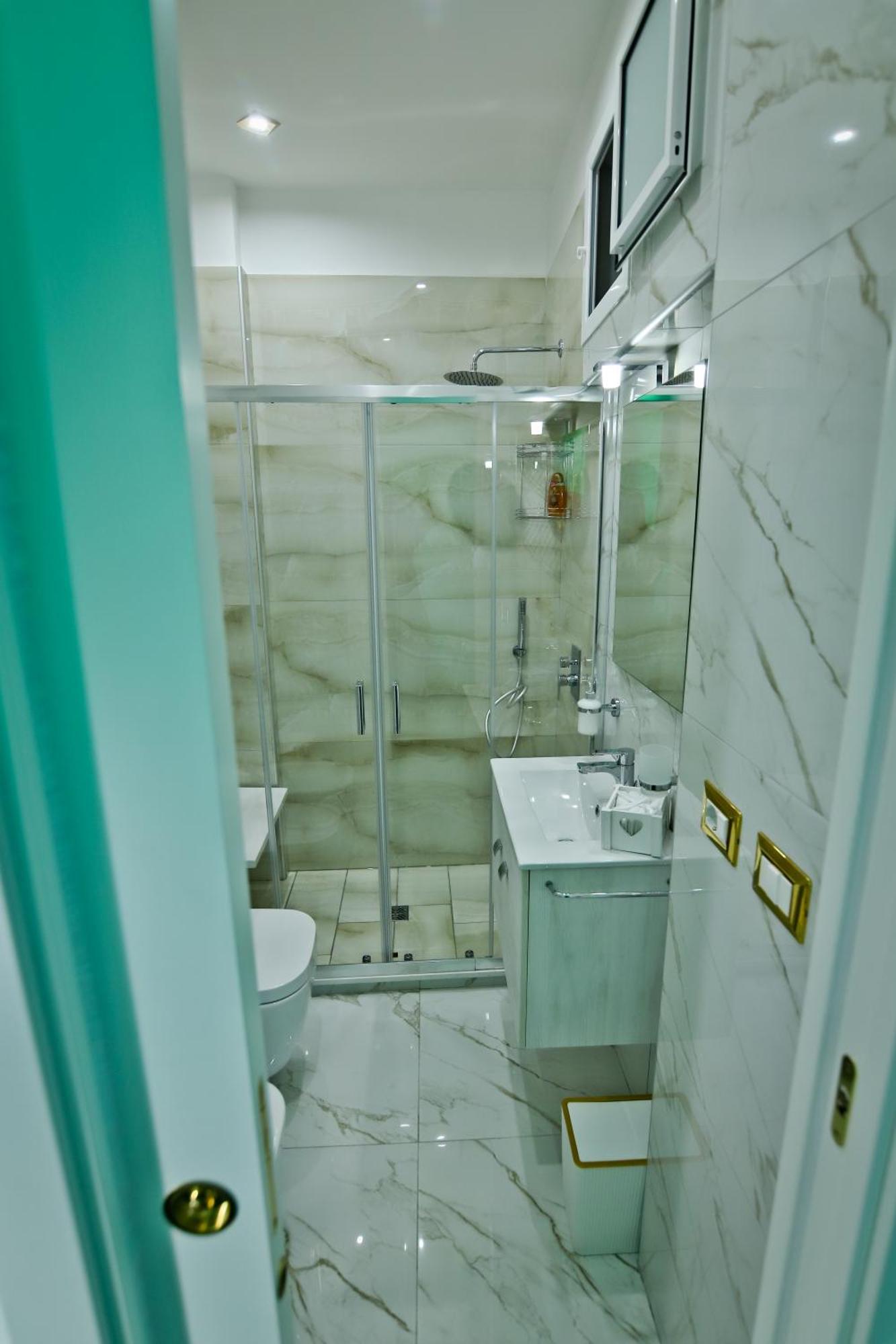 Regina House Apartment Napoli Ngoại thất bức ảnh