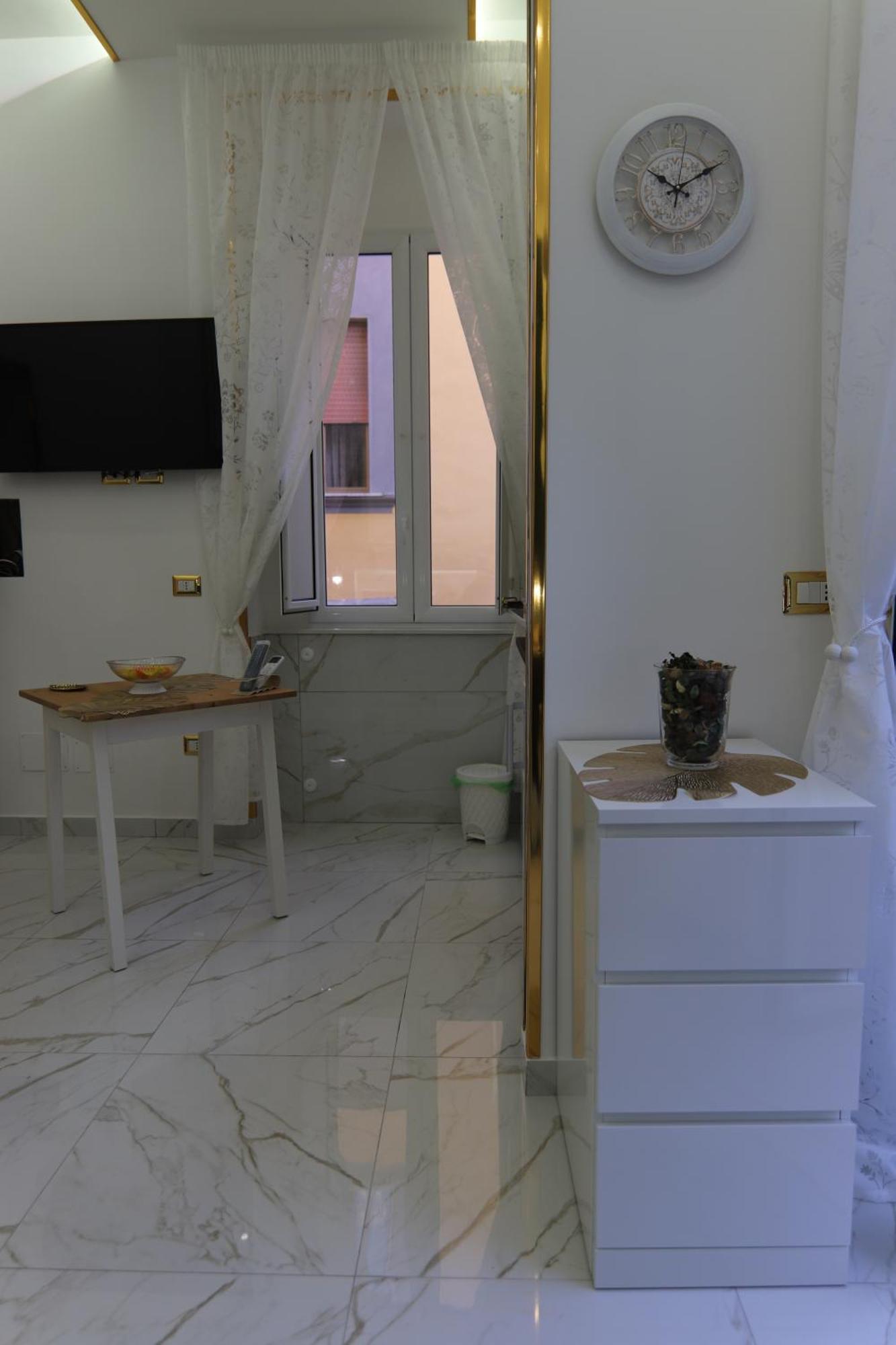 Regina House Apartment Napoli Ngoại thất bức ảnh